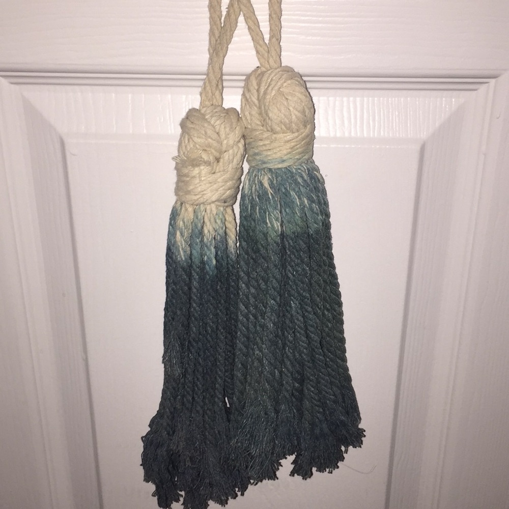 Decorative tassels